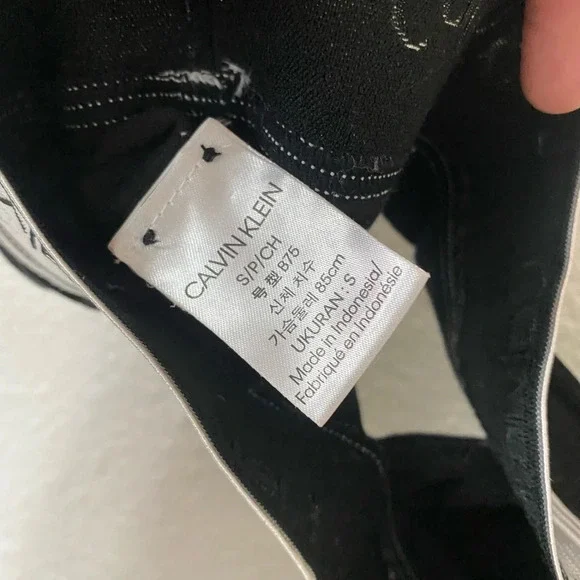 Calvin Klein triangle bralette - Picture 4 of 4